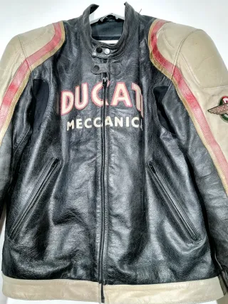 Antigua chaqueta de cuero Ducati Talla XL Hombre