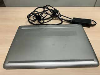 Computer portatile HP Stream 14s-dq0024ns Celeron da 4 GB e 128 GB