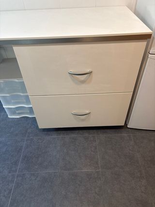 Mueble cocina almacenaje con tablero mesa