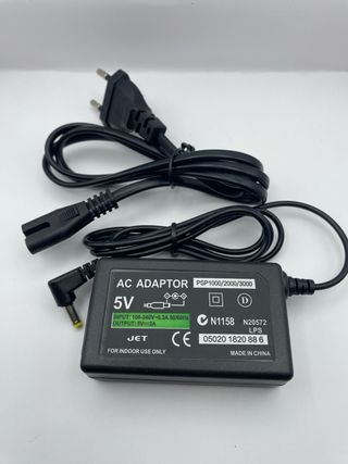 Sony PSP 1004 Nera + Gioco Ratatouille UMD