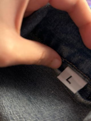 Chaqueta vaquera con parche corazón y alas