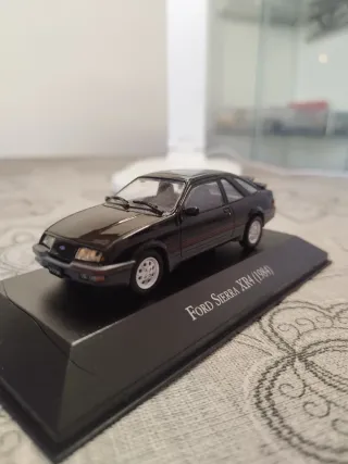 Ford Sierra XR4 1984 1:43