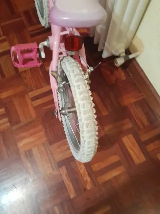 Bicicleta Barbie rosa