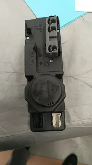 Bomba Cierre Centralizado Mercedes SLK R170