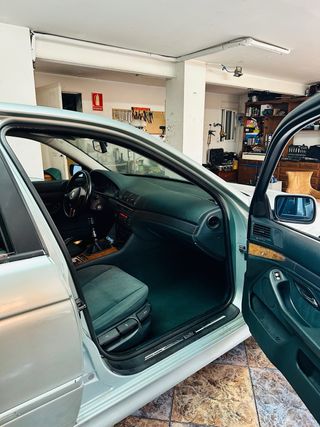 BMW E39 520i 2001 pegatina B