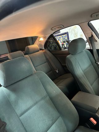 BMW E39 520i 2001 pegatina B