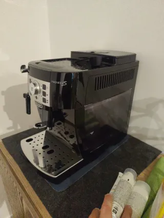Macchina Caffè DeLonghi Magnifica S