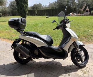 Piaggio Beverly Sport Touring 350, del 2017