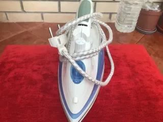 Plancha de vapor Nevir NVR-3536P