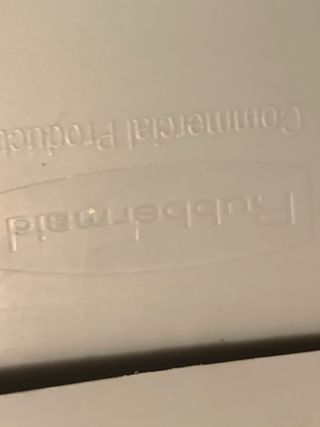 5 Cubos Basura Comerciales Rubbermaid