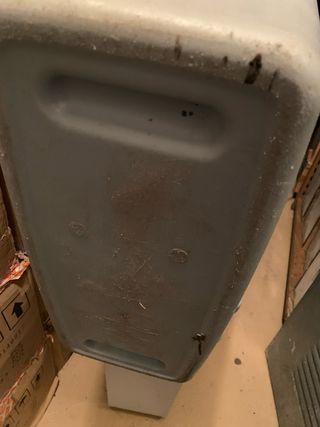 5 Cubos Basura Comerciales Rubbermaid