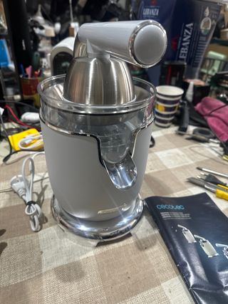 Cecotec Exprimidor Eléctrico Azul