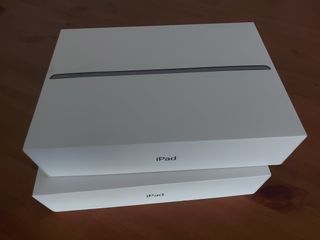 Scatole vuote originali Apple per iPad