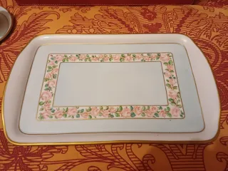 Servizio da caffè in porcellana con vasoio