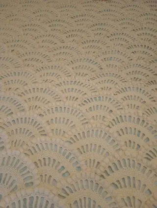 Colcha ganchillo ocre para cama de 90 cm