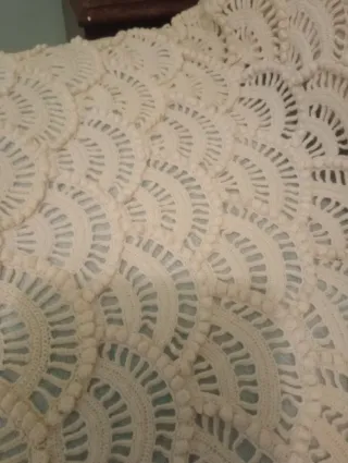 Colcha ganchillo ocre para cama de 90 cm