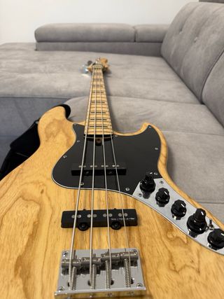 Bajo Marcus Miller V7 2ª Gen