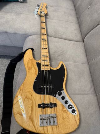 Bajo Marcus Miller V7 2ª Gen