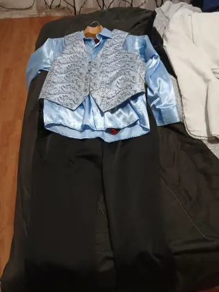 Traje de fiesta hombre azul y negro