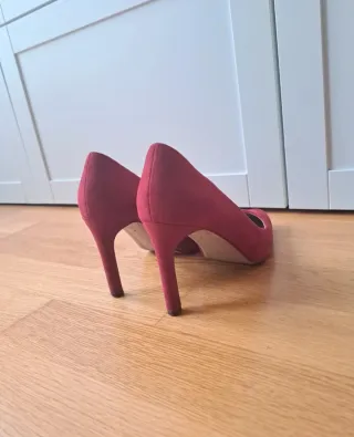 Salones rojos tacón talla 38