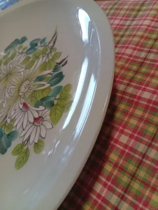 Fuente redonda Haviland. Celadón China. 32 cm