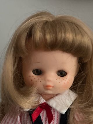 Muñeca Lesly Famosa