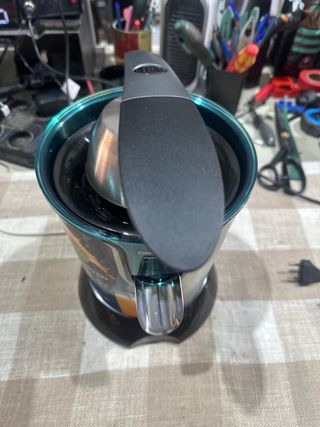 Exprimidor Cecotec Zitrus PowerAdjust 600