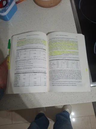 Curso basico de hacienda publica