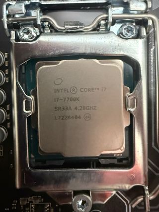 Placa Base MSI Z270 PC Mate + CPU i7-7700K