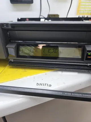 Philips VR838 VHS. Para reparar. Mecanica