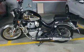 Royal Enfiled 650 Classic.