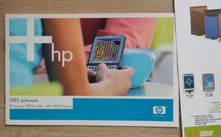 HP iPAQ HW6500 con accesorios y caja