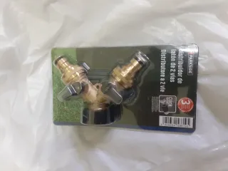 Pistola de riego con accesorios