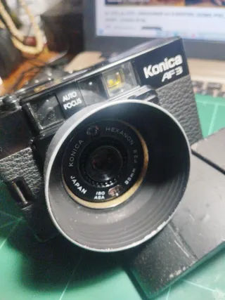 Konica AF3 Analógica Cámara Negra