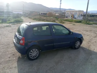 Renault Clio 2002