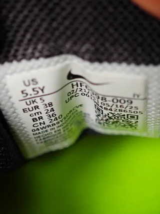 Zapatillas Nike Vomero 5 (Nuevas)