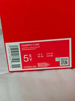 Zapatillas Nike Vomero 5 (Nuevas)