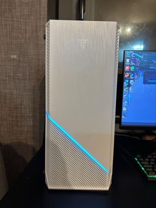 CPU Ryzen5 2600 3,40ghz +Monitor + Teclado y mouse