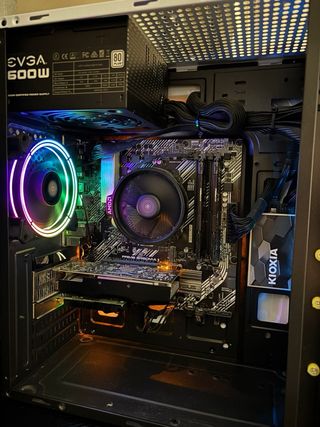 CPU Ryzen5 2600 3,40ghz +Monitor + Teclado y mouse