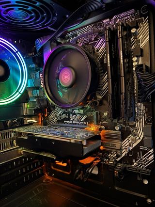 CPU Ryzen5 2600 3,40ghz +Monitor + Teclado y mouse