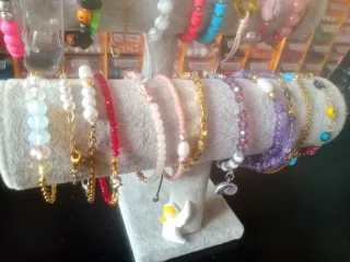 Hermosas pulseras y brazaletes Bymeforyou