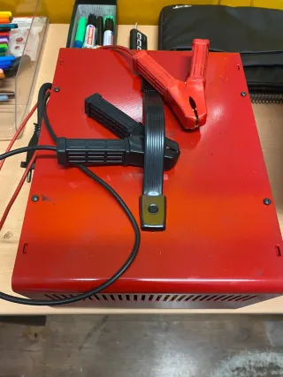 Cargador Batería Coche FERVE TETRA F-2920RF