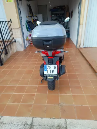 Piaggio MP3 300 HPE sport 3 Ruedas