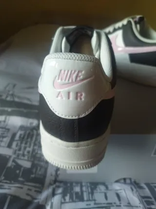 Nike Air Force 1 '07