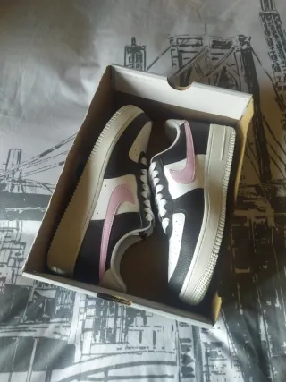 Nike Air Force 1 '07