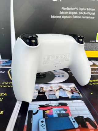 PlayStation 5 Digital Edition Bianca