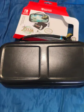 Custodia da viaggio Deluxe per Nintendo Switch Zelda Tears of the Kingdom