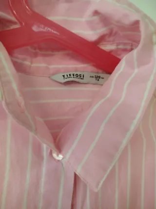 Camisa rosa às riscas