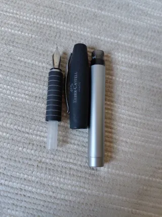 Pluma Estilográfica Faber-Castell Esentio