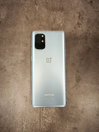 OnePlus 8T 5G + fundas + protectores de pantalla